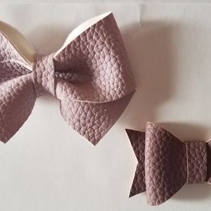 Lavendar and Purple Bow Set